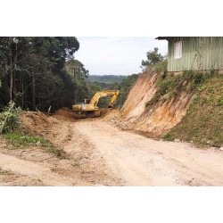 Secretaria de Obras Inicia Pavimentação Asfáltica na Via Veneza